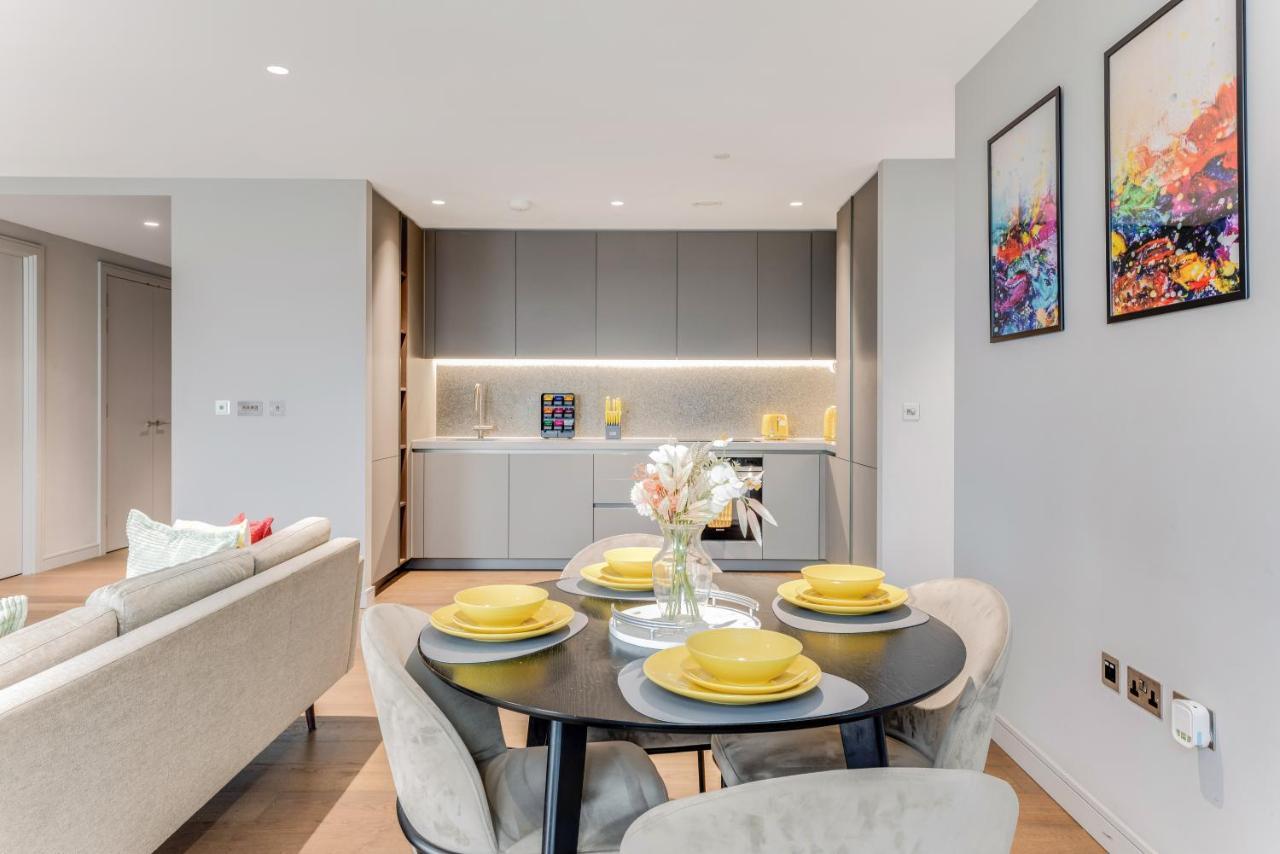 Shyroyale Appartement Londen Buitenkant foto