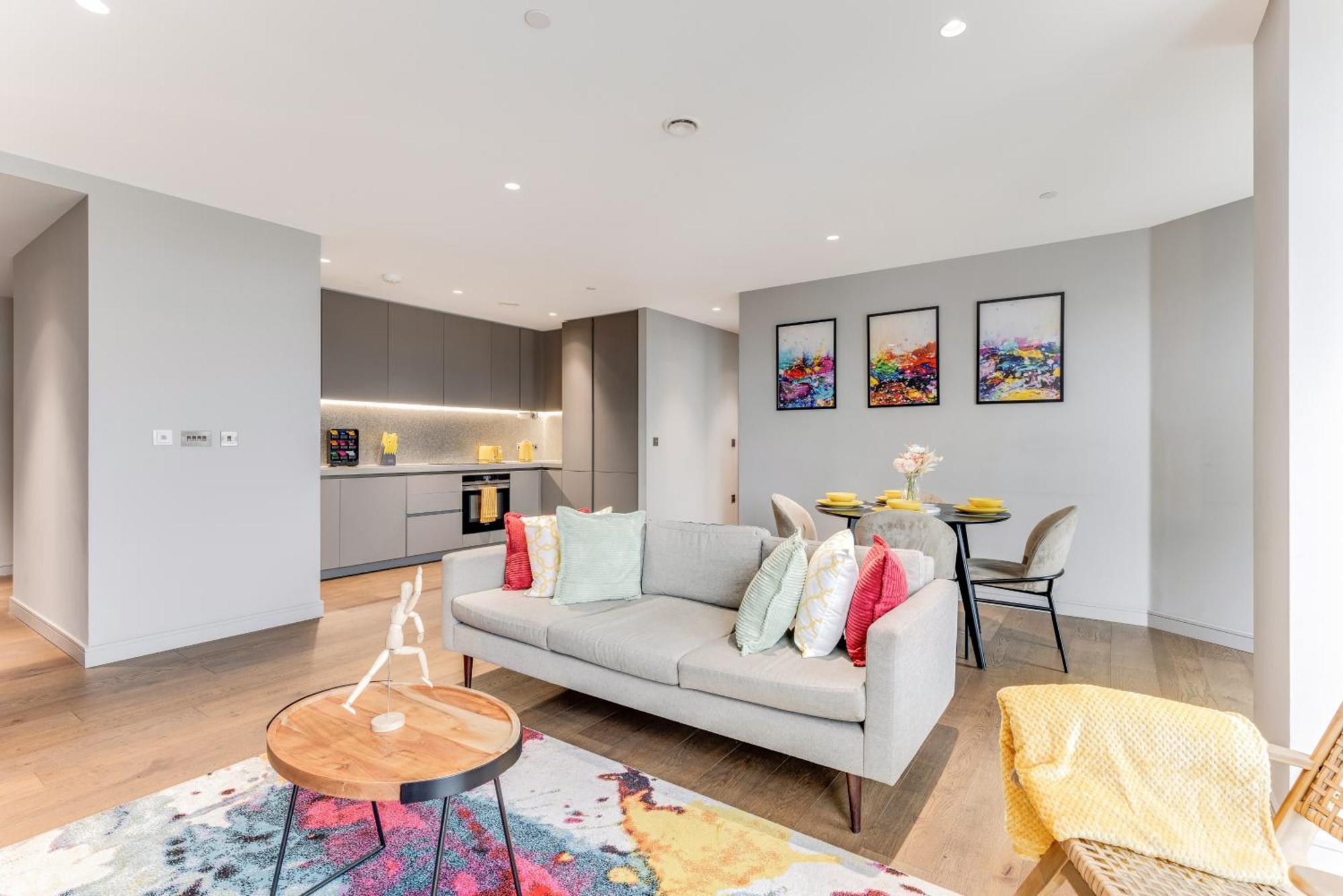 Shyroyale Appartement Londen Buitenkant foto