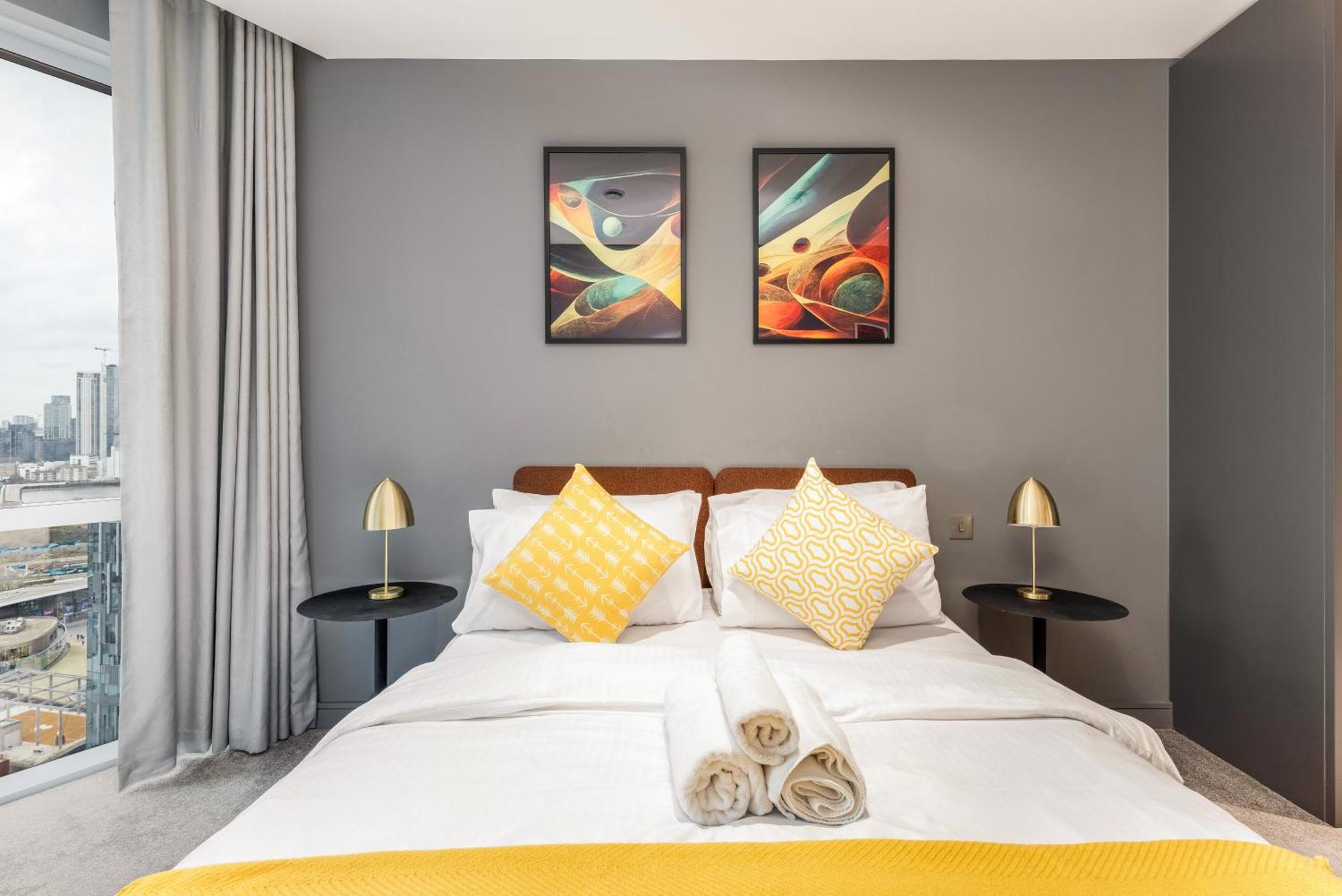 Shyroyale Appartement Londen Buitenkant foto